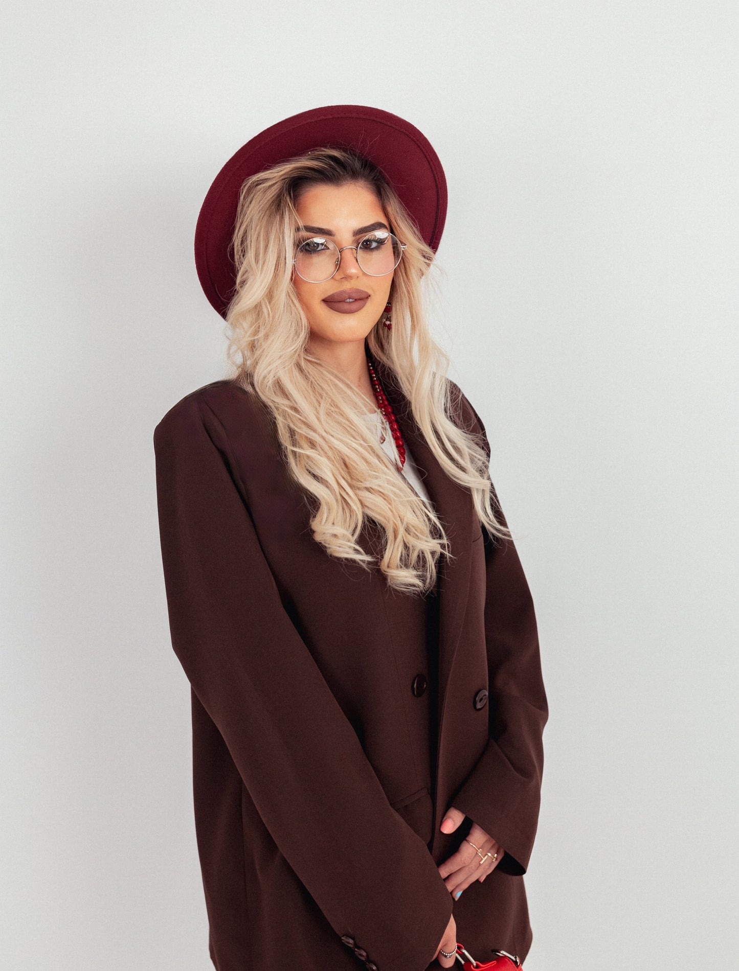 ☕ Mocha – Brown