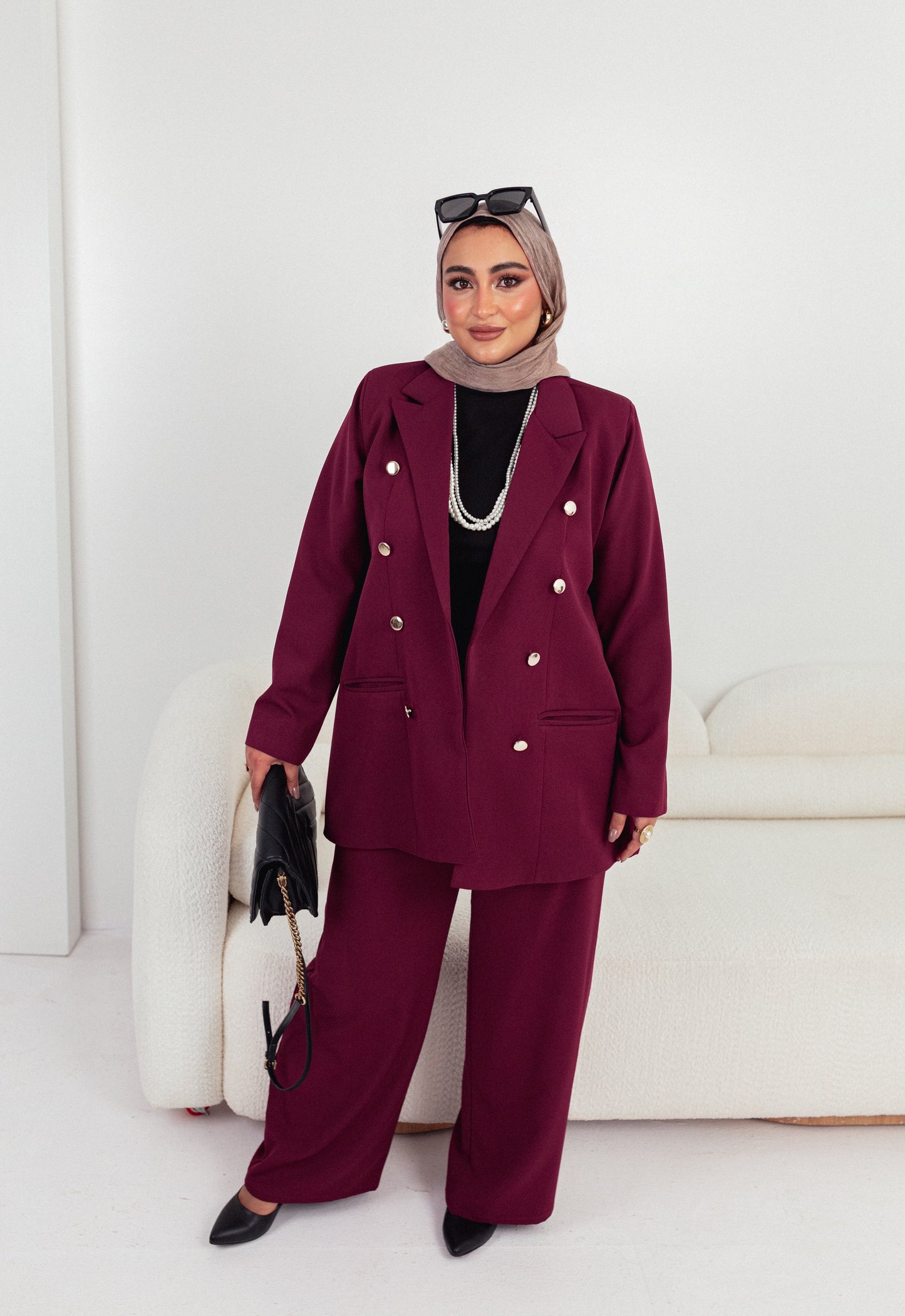 🍷 Ruby – Burgundy