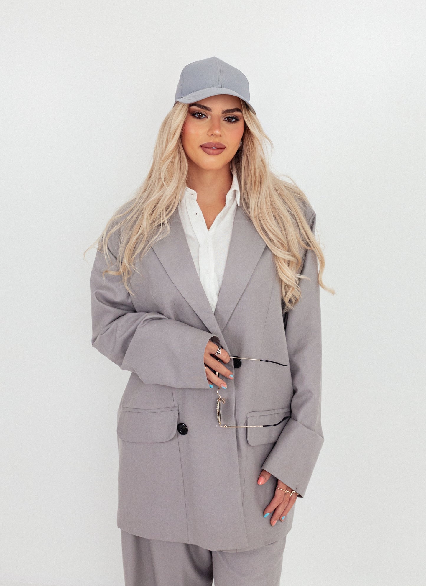 ๐ซ๏ธ Mist โ Light Grey