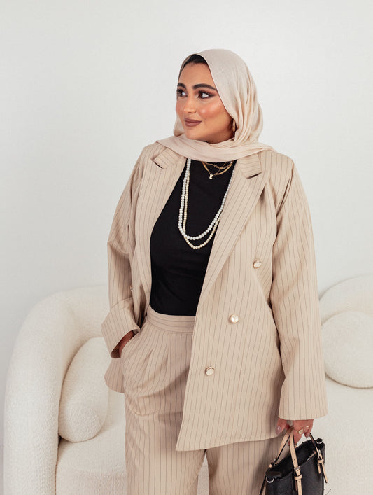 🤍+🖤Sandray – Beige × Black Stripes