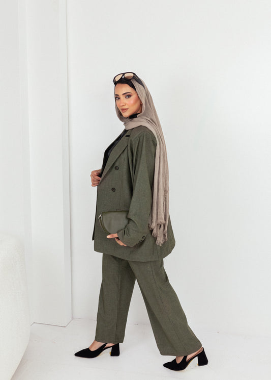🌿 Olivia – Olive Green